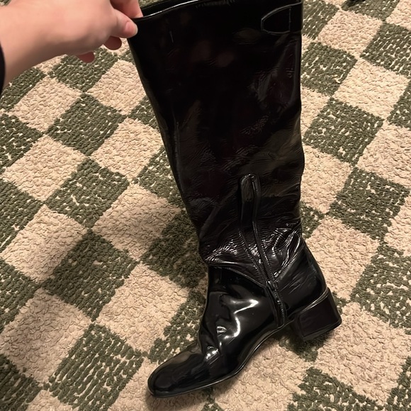Stuart Weitzman black patent leather square toe boots - Picture 4 of 8